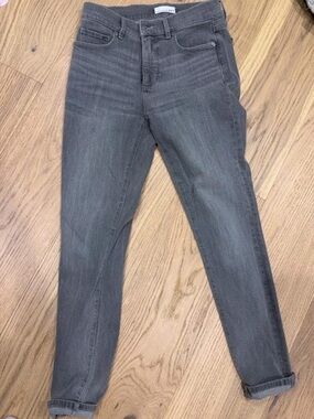 LOFT Women's Gray Skinny Jeans